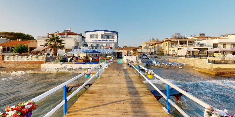 AKÇAY PİER HOTEL / BEACH /RESTAURANT