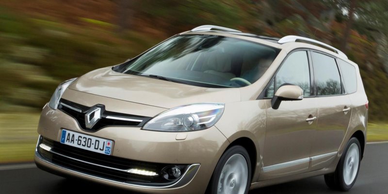 RENAULT GRAND SCENIC